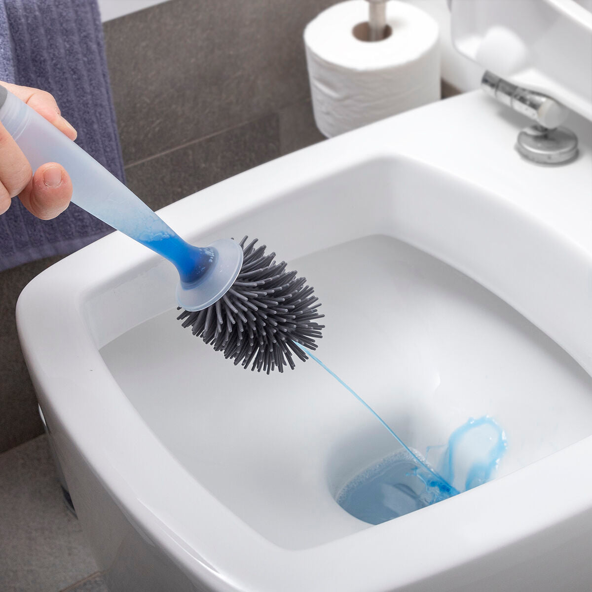 WC-harja saippua-annostelijalla Bruilet InnovaGoods