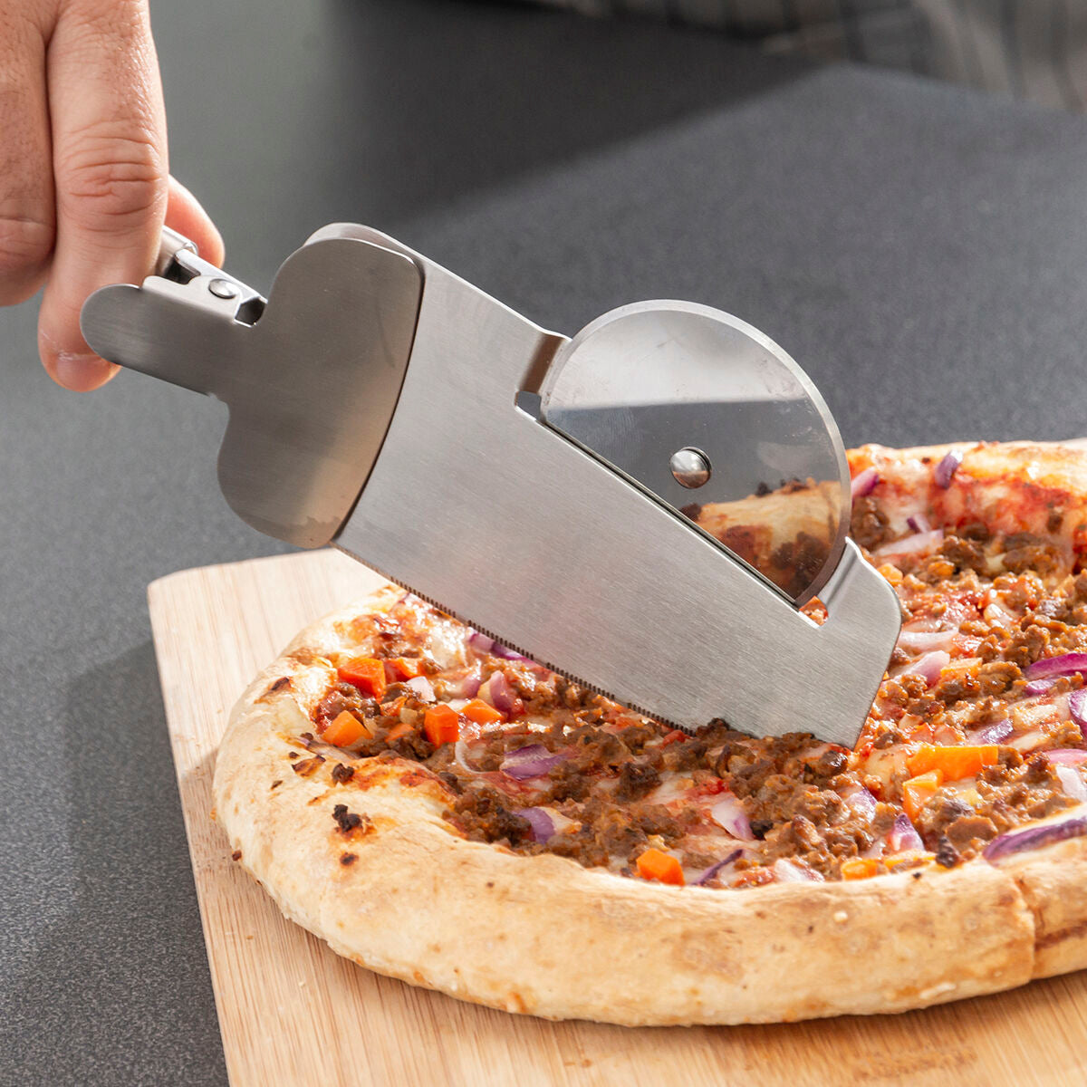 InnovaGoods 4-in-1 Nice Slice Pizzaleikkuri