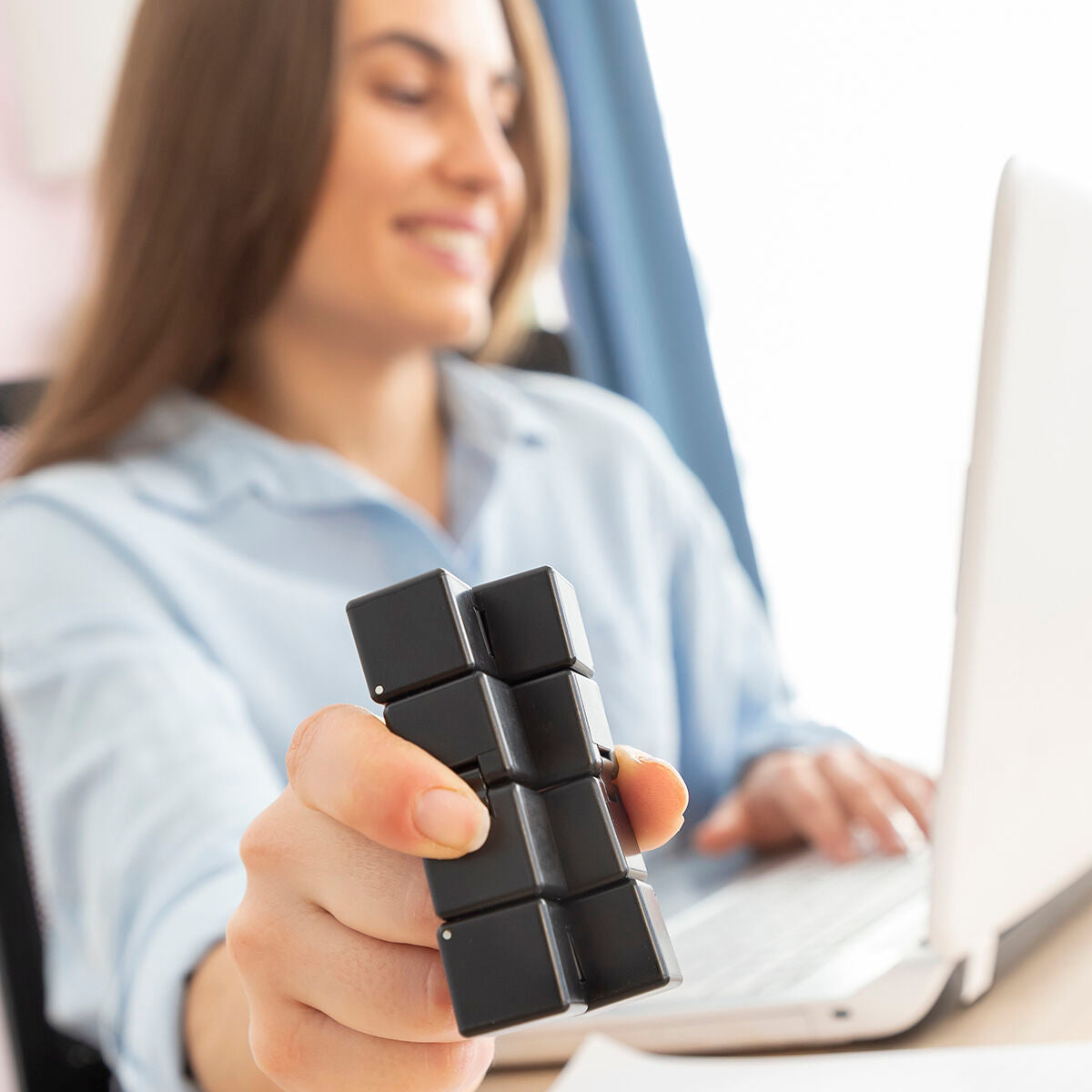 Stressiä ehkäisevä Infinity Cube Kubraniac InnovaGoods