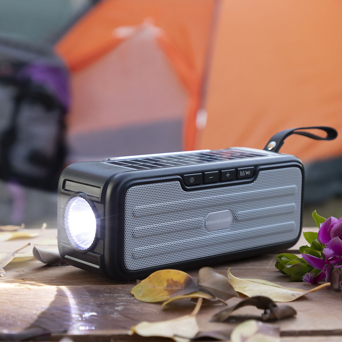 Langaton kaiutin aurinkokennolatauksella ja led-taskulampulla Sunker InnovaGoods